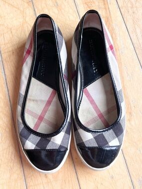 Burberry Beige Plaid Patent Trim Flats